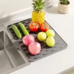 No-Spill Silicone Worktop Saver – Heat-Resistant & Non-Slip Mat - Image 3